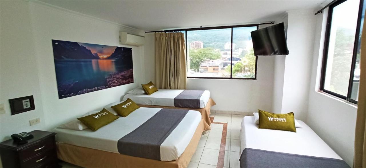 Hotel Windsor Plaza - Downtown Cali Esterno foto