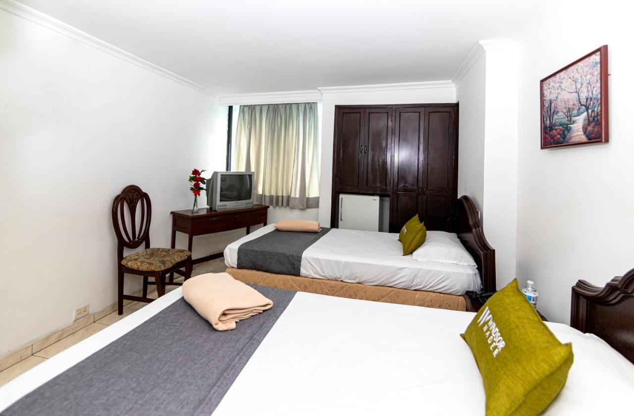 Hotel Windsor Plaza - Downtown Cali Esterno foto